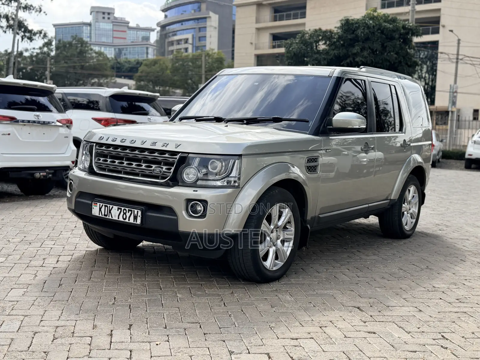 Land Rover Discovery 2015 Gray