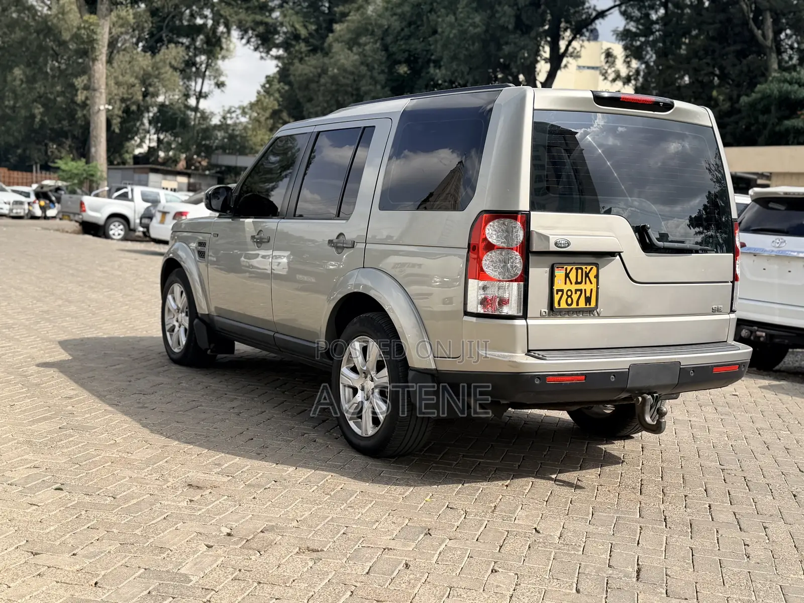 Land Rover Discovery 2015 Gray