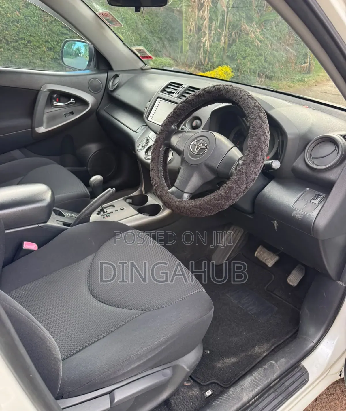 Toyota RAV4 2009 White