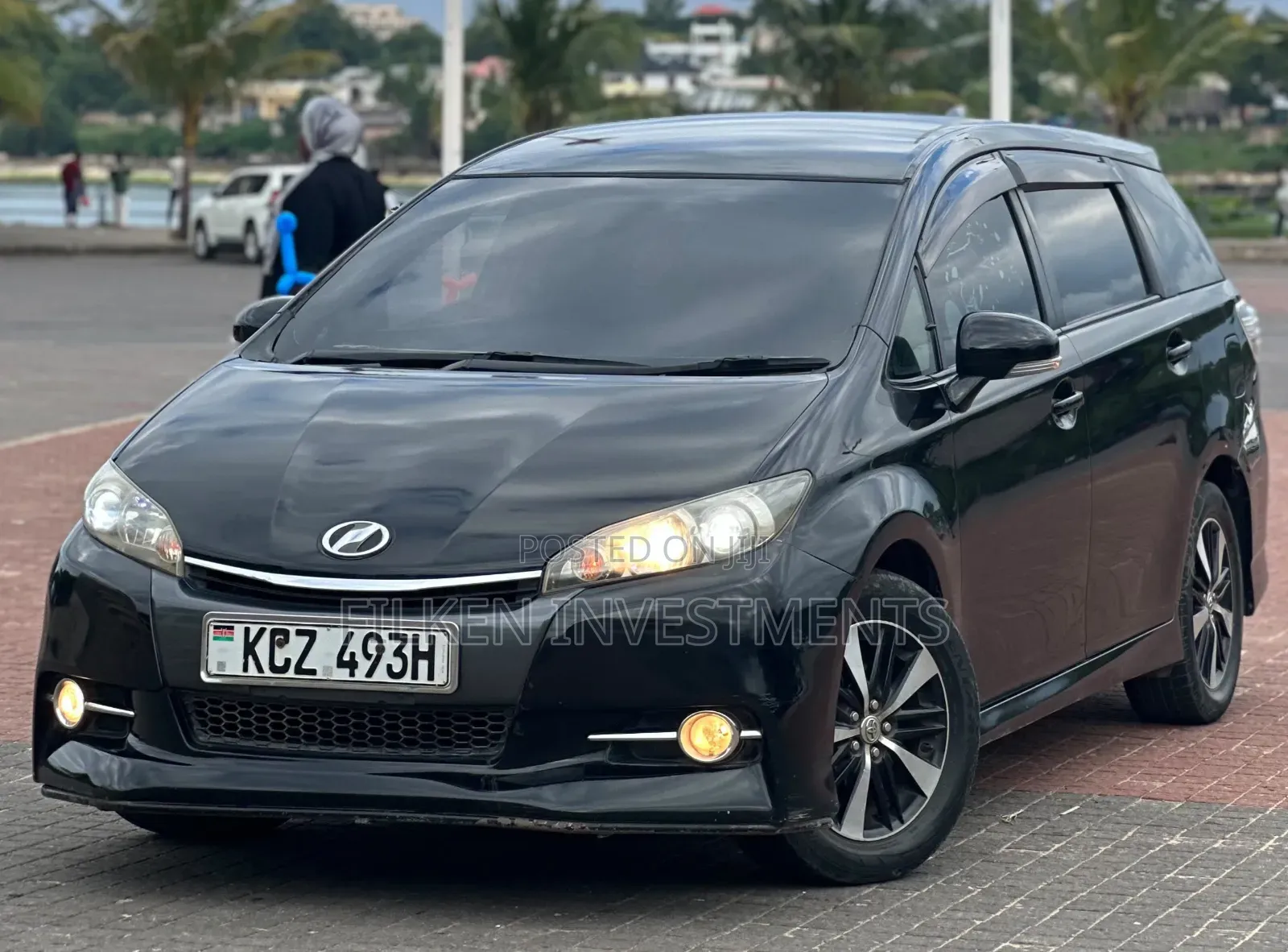 Toyota Wish 2013 Black