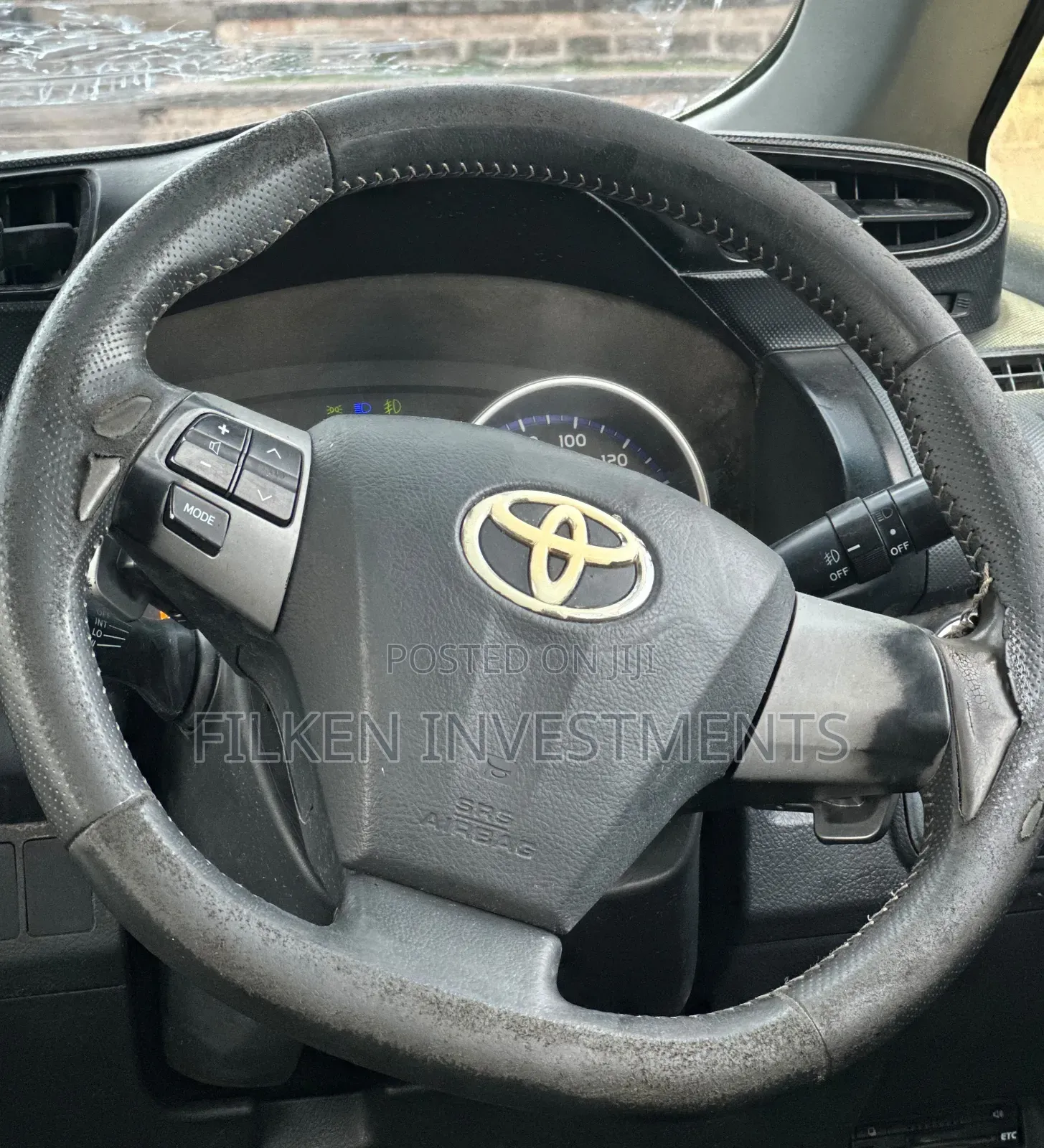Toyota Wish 2013 Black