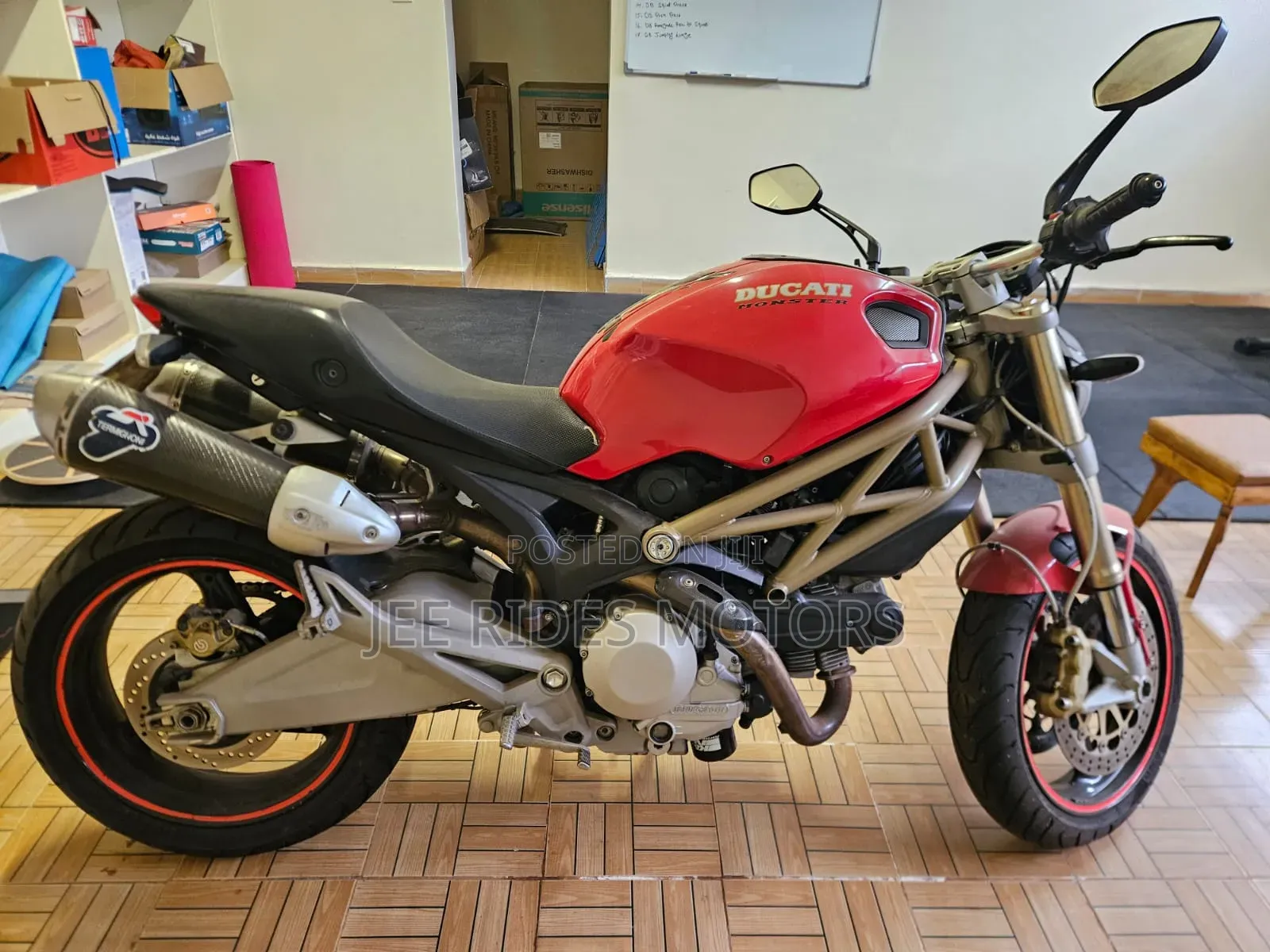 Ducati 2013 Red