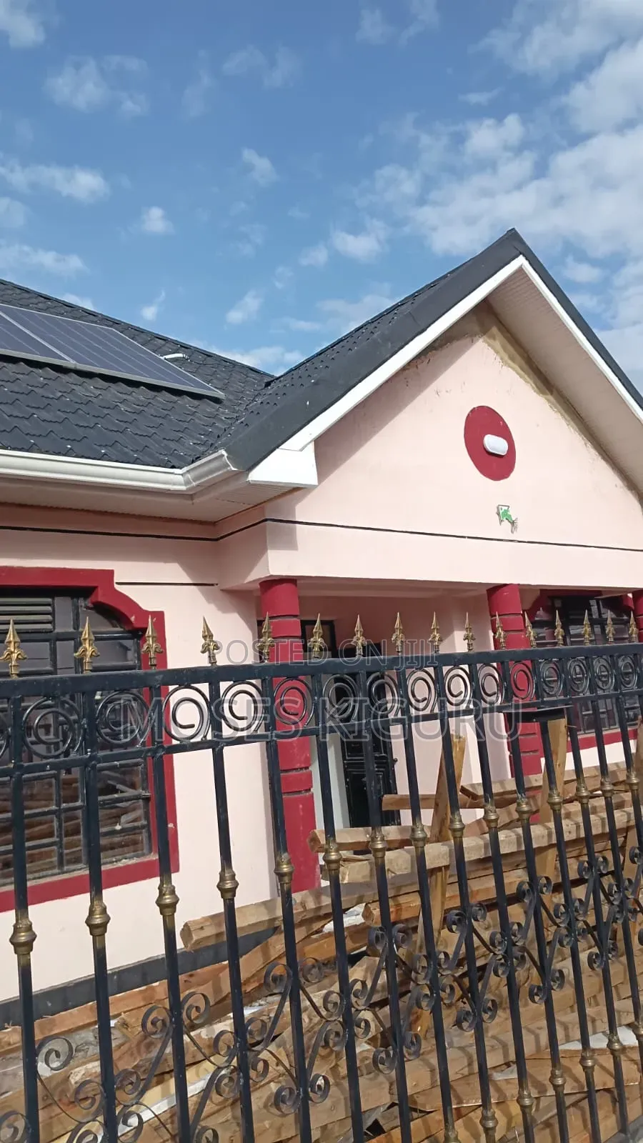 3bdrm Bungalow in Kimunyu, Kenyatta Road / Theta  for rent