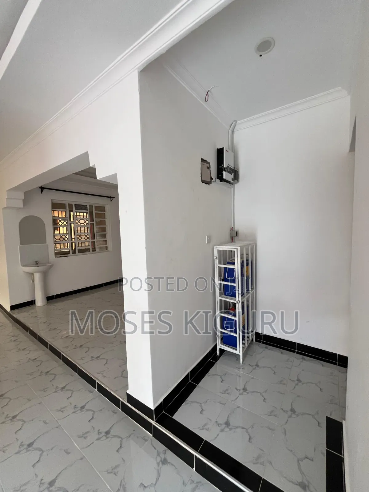 3bdrm Bungalow in Kimunyu, Kenyatta Road / Theta  for rent