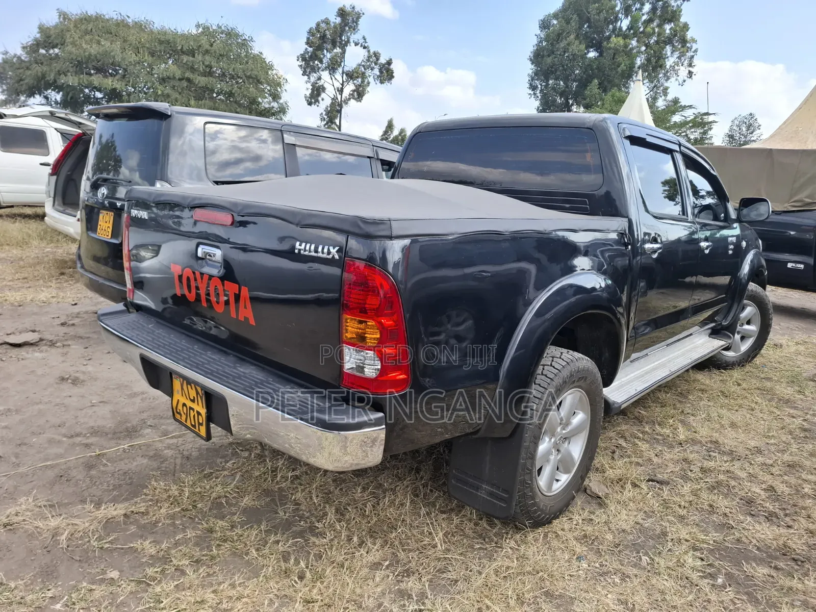 Toyota Hilux 2011 Black