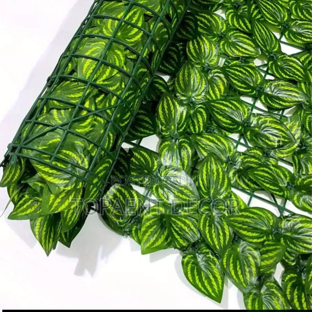 3m Wide Artificial Privacy Fence With Melon Leaves