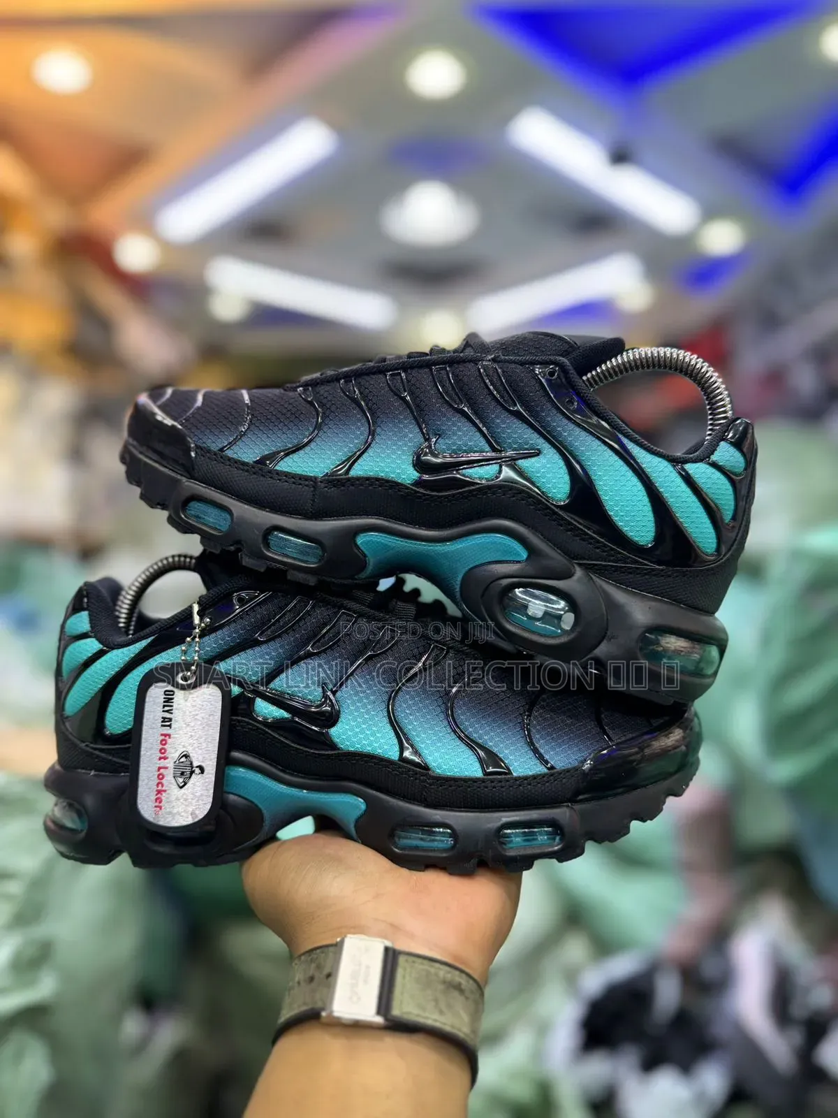 Nike Airmax Tn “ Black Aurora".