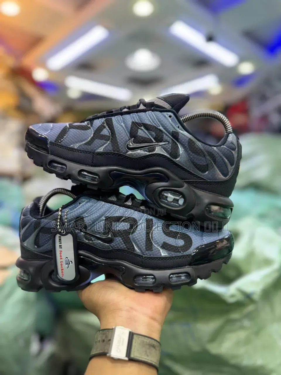 Nike Airmax Tn “ Black Aurora".