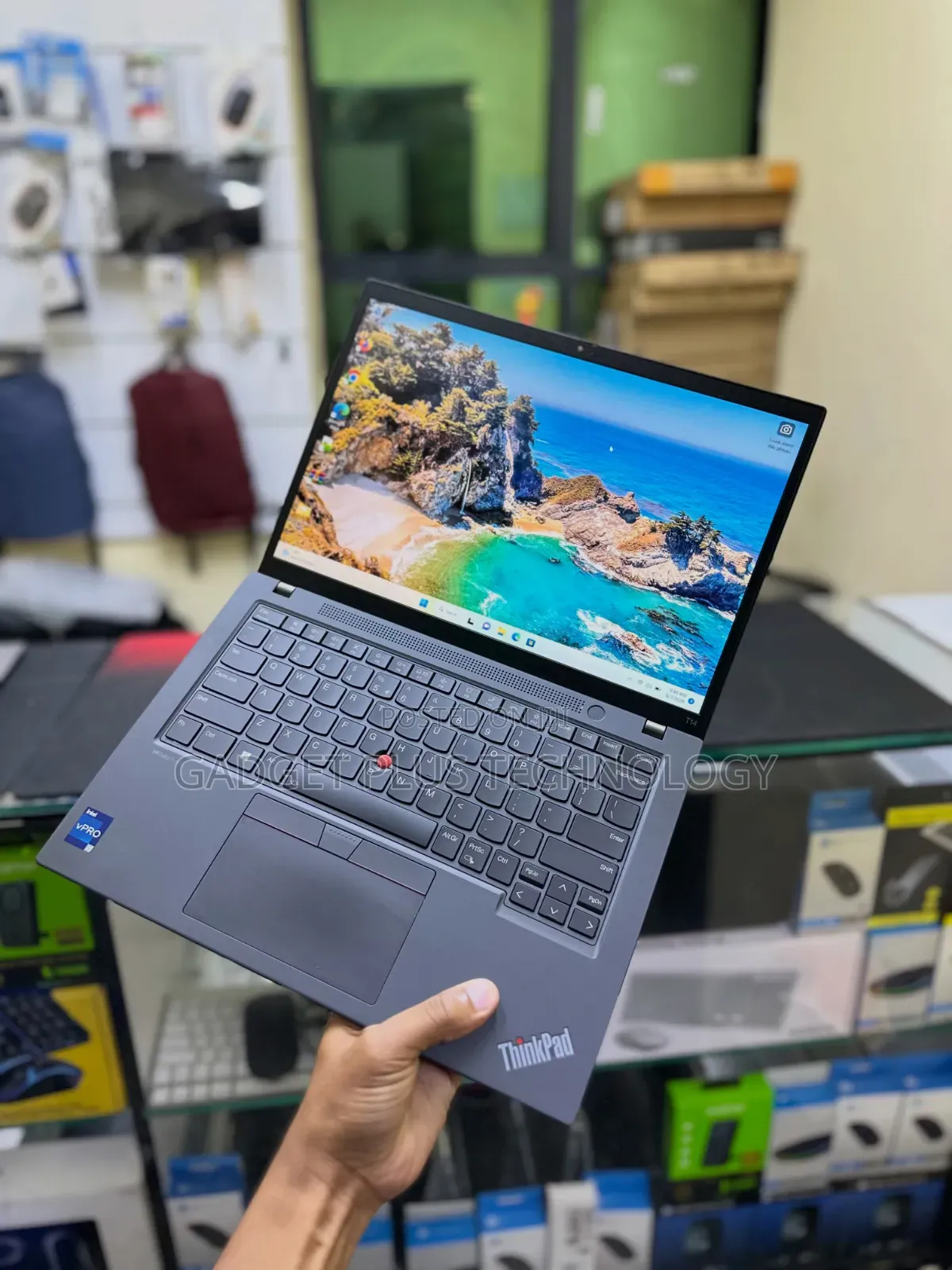 Laptop Lenovo ThinkPad T14s Gen 1 8GB Intel Core i7 SSD 256GB