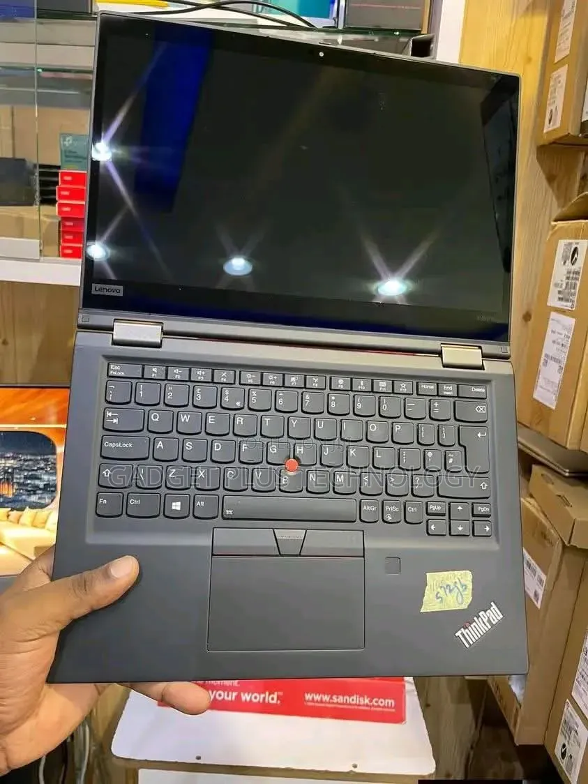 Laptop Lenovo ThinkPad X390 Yoga 16GB Intel Core i7 SSD 512GB