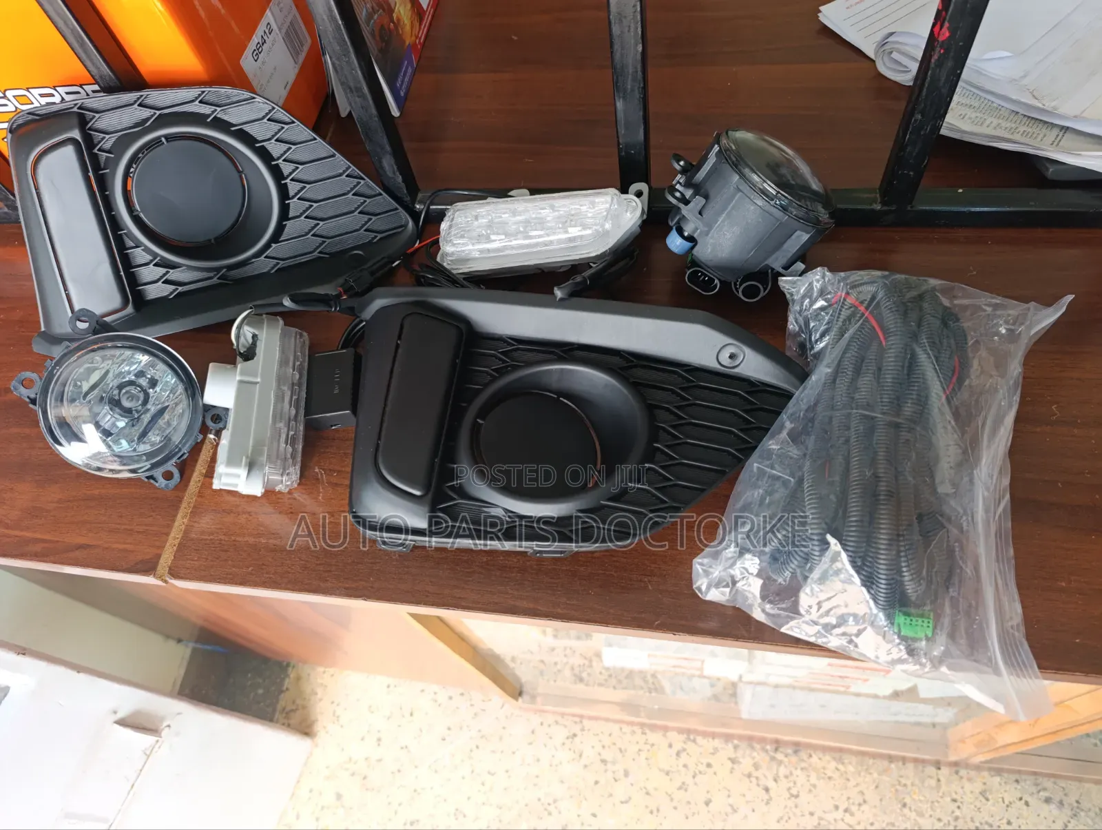 Honda Fit Gk/Gp Series Fog Light Assembly, Complete With Wiring