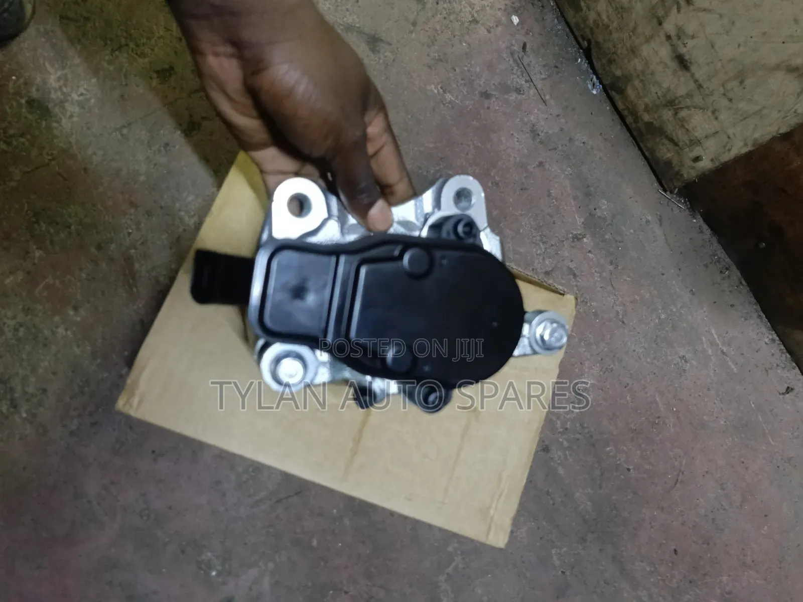 Rear Caliper Mazda Cx8