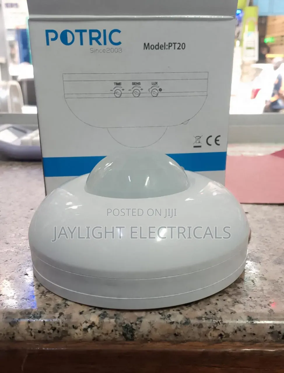 Ceiling Mount Infrared Motion Sensor Automatic on/Off Switch With 220v