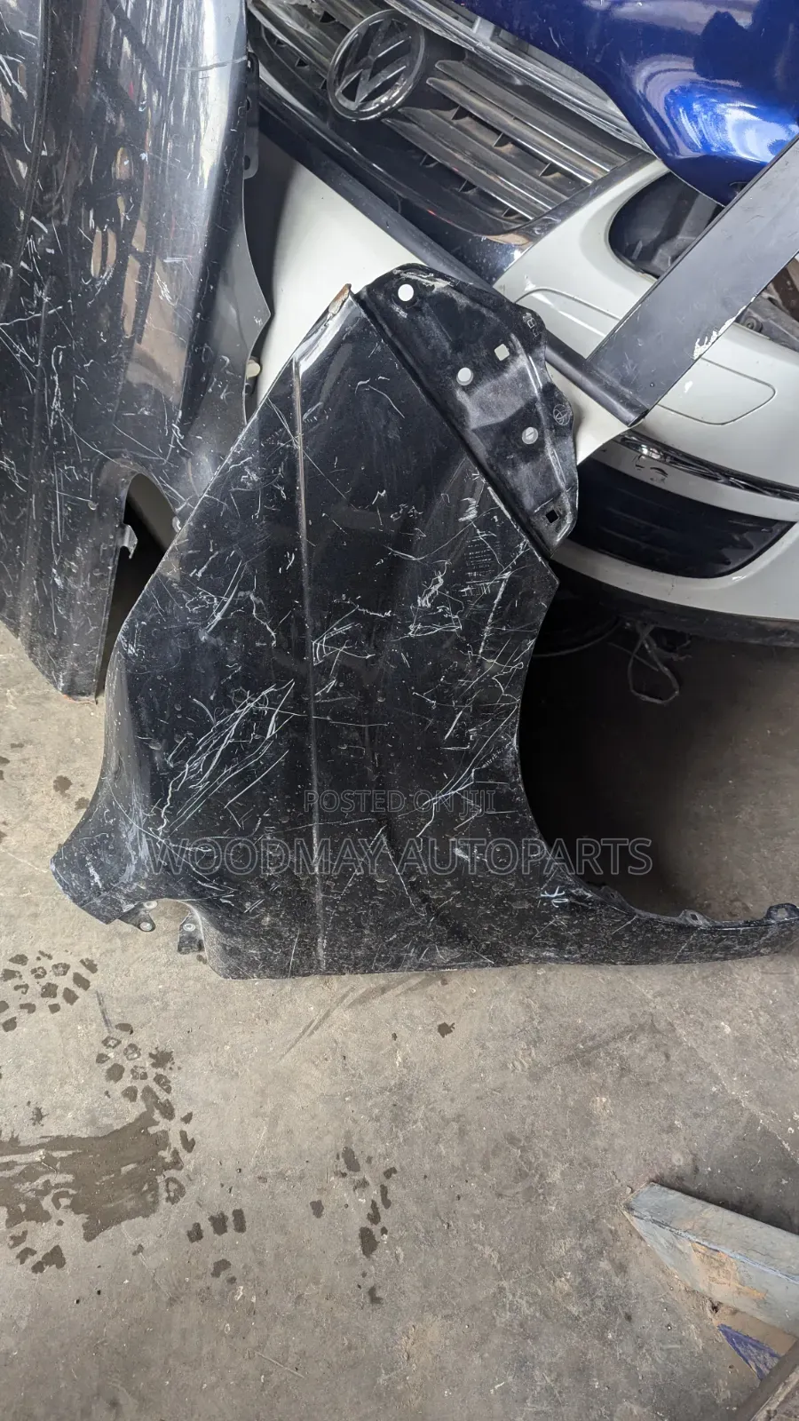 Toyota Spade Front Fender