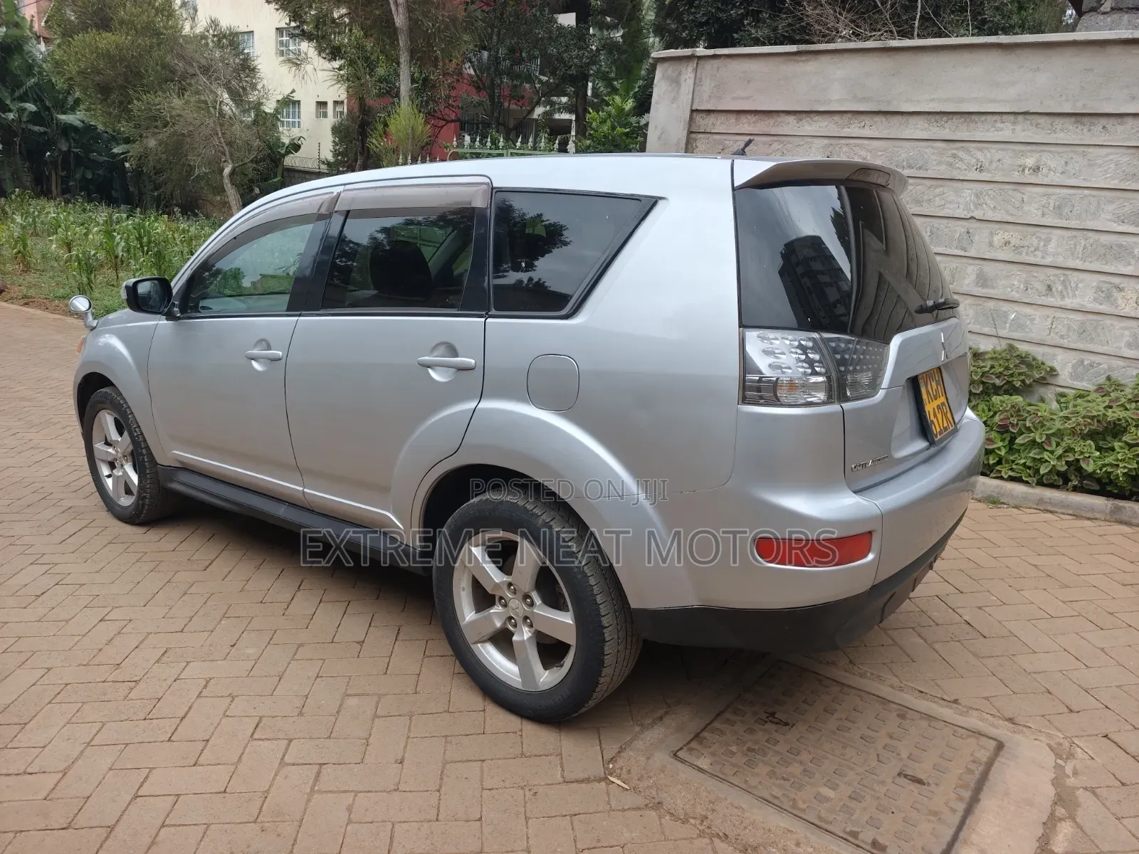 Mitsubishi Outlander 2009 Silver