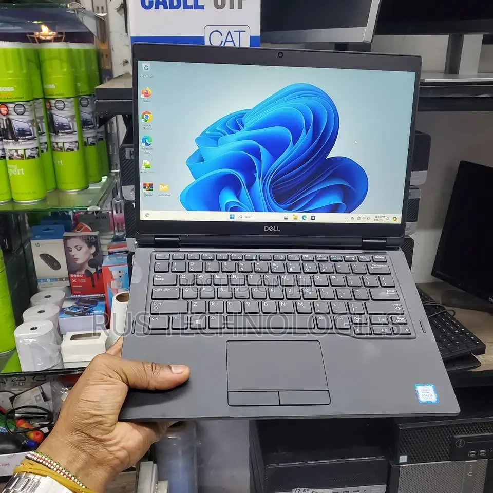 Laptop Dell Latitude 7390 16GB Intel Core i7 SSD 512GB