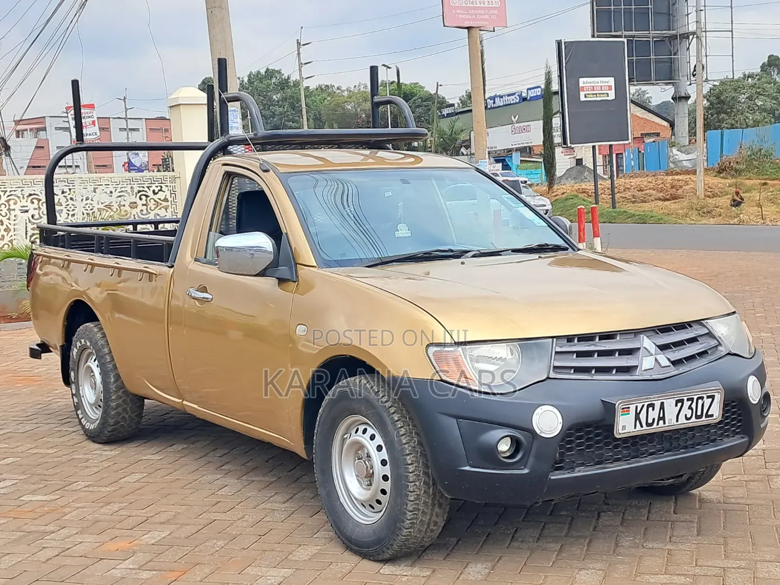 Mitsubishi L200 2012