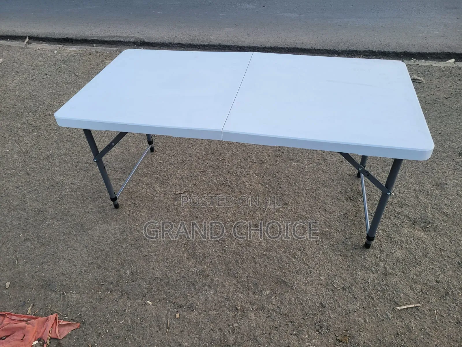 1.8m White Foldable Table