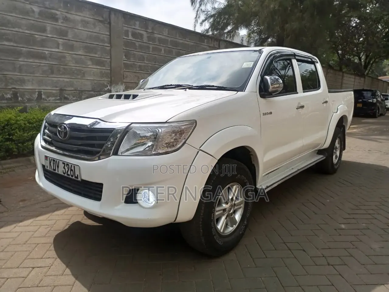 Toyota Hilux 2015 White