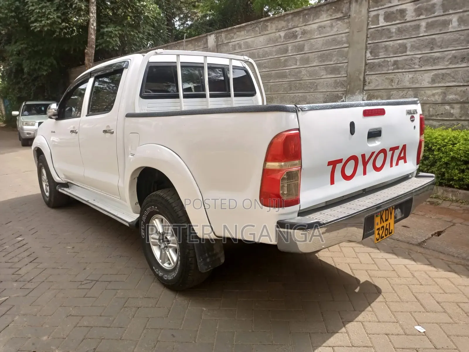 Toyota Hilux 2015 White