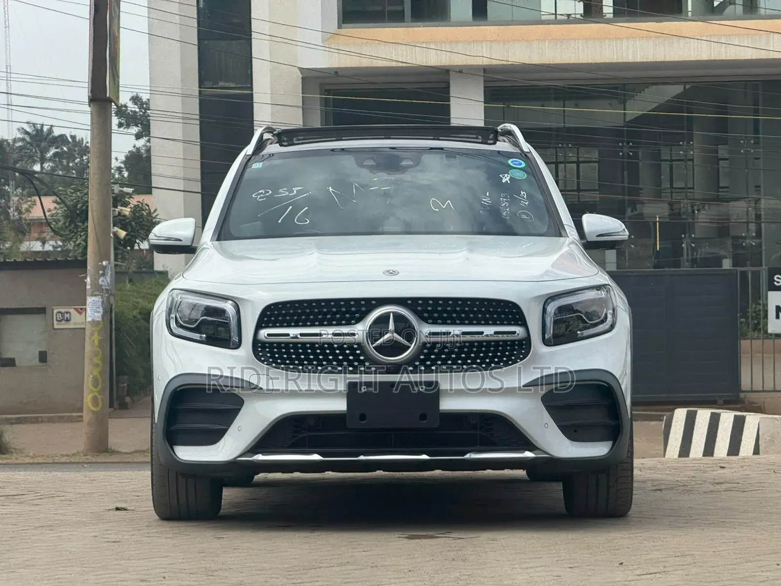Mercedes-Benz GLB-Class 2020 White
