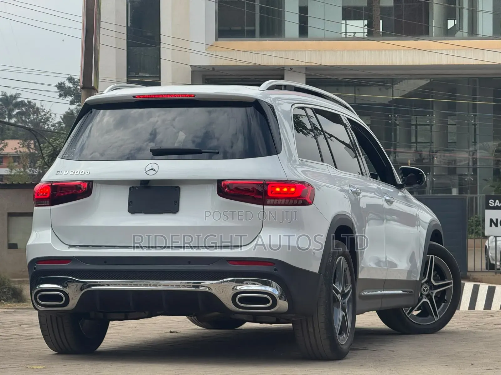 Mercedes-Benz GLB-Class 2020 White