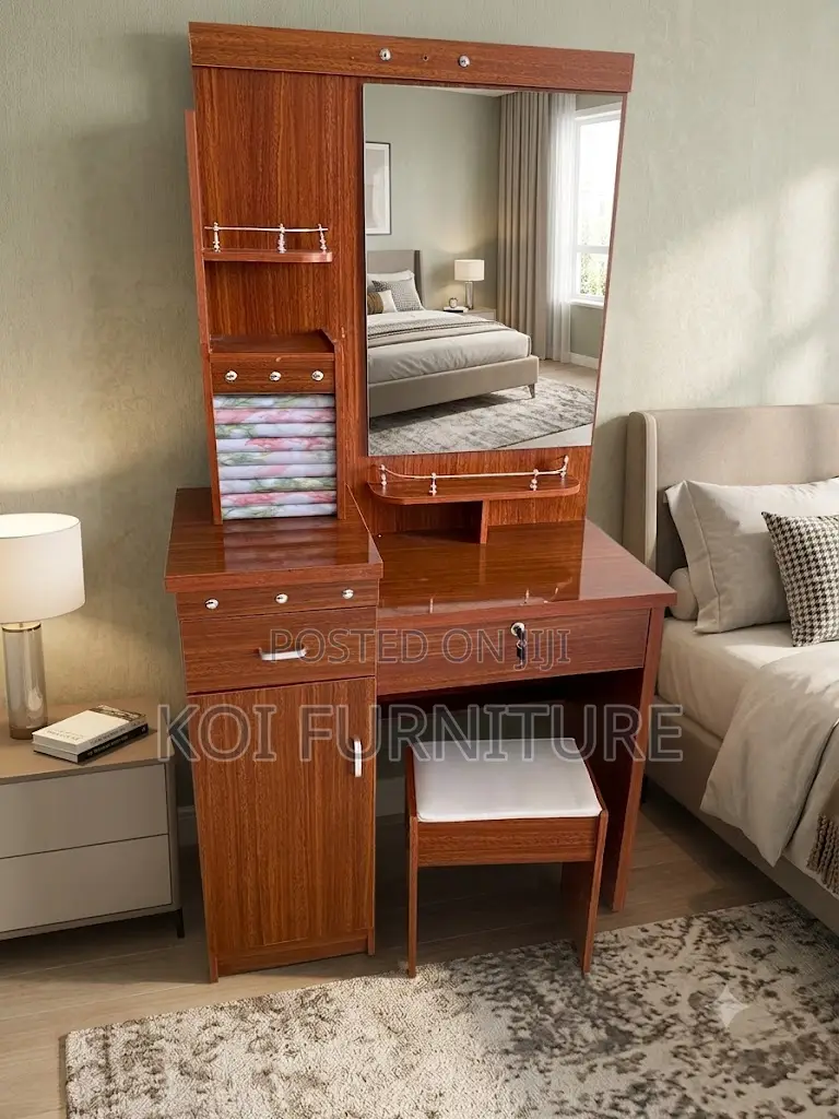 Dressers; Brown Elegant Dressing Vanity Set With Drawers