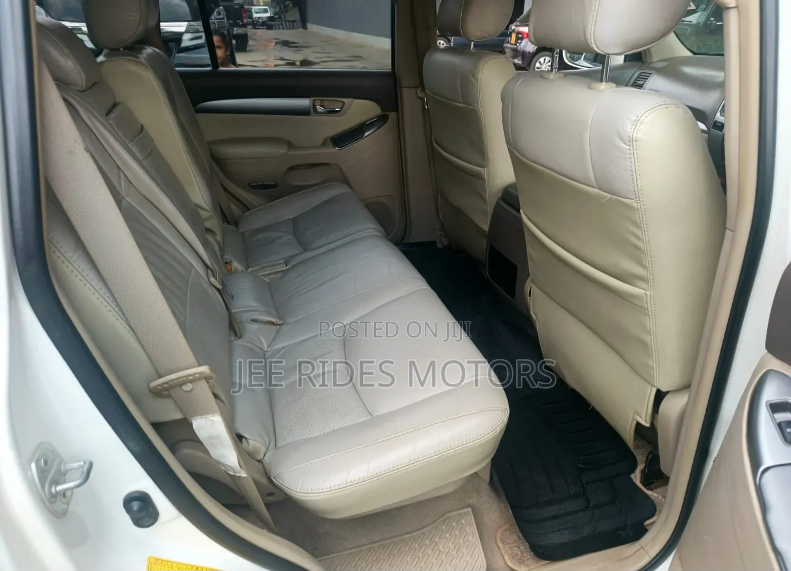 Toyota Land Cruiser Prado 2009 White