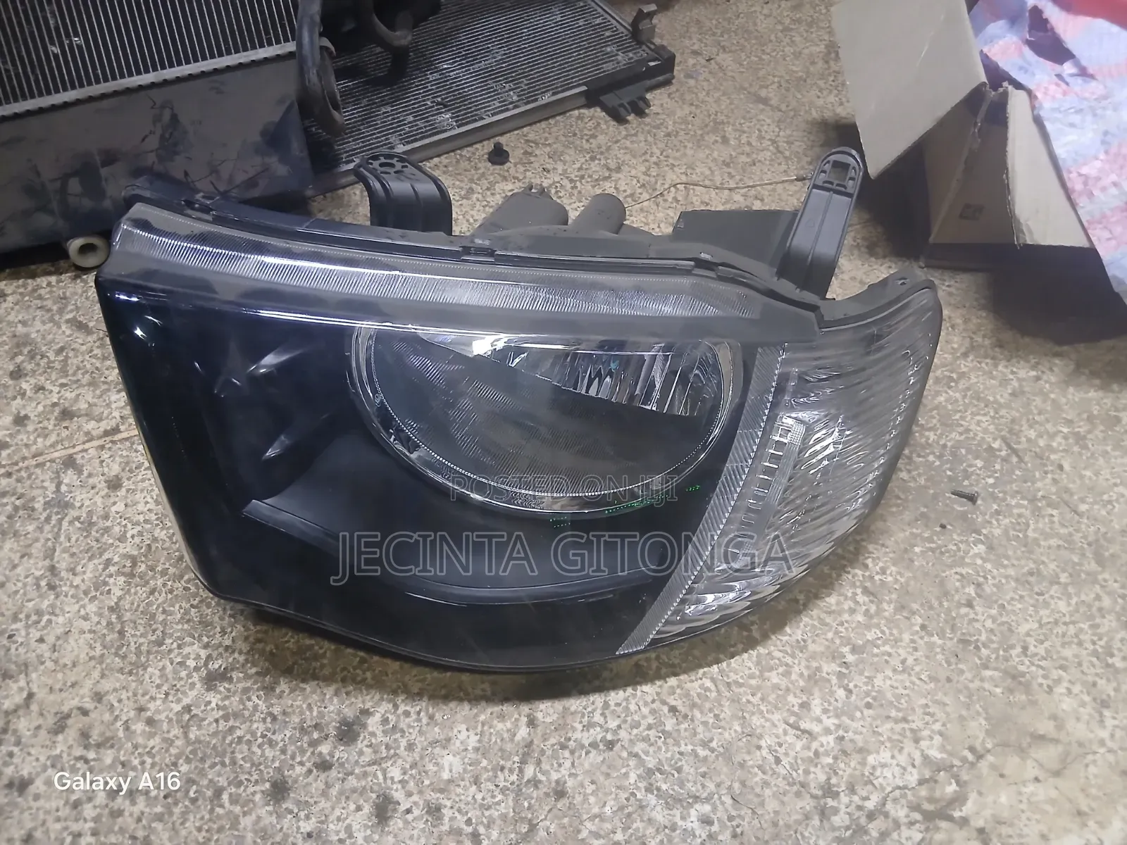 Mitsubishi L200 2005-2011 Headlight