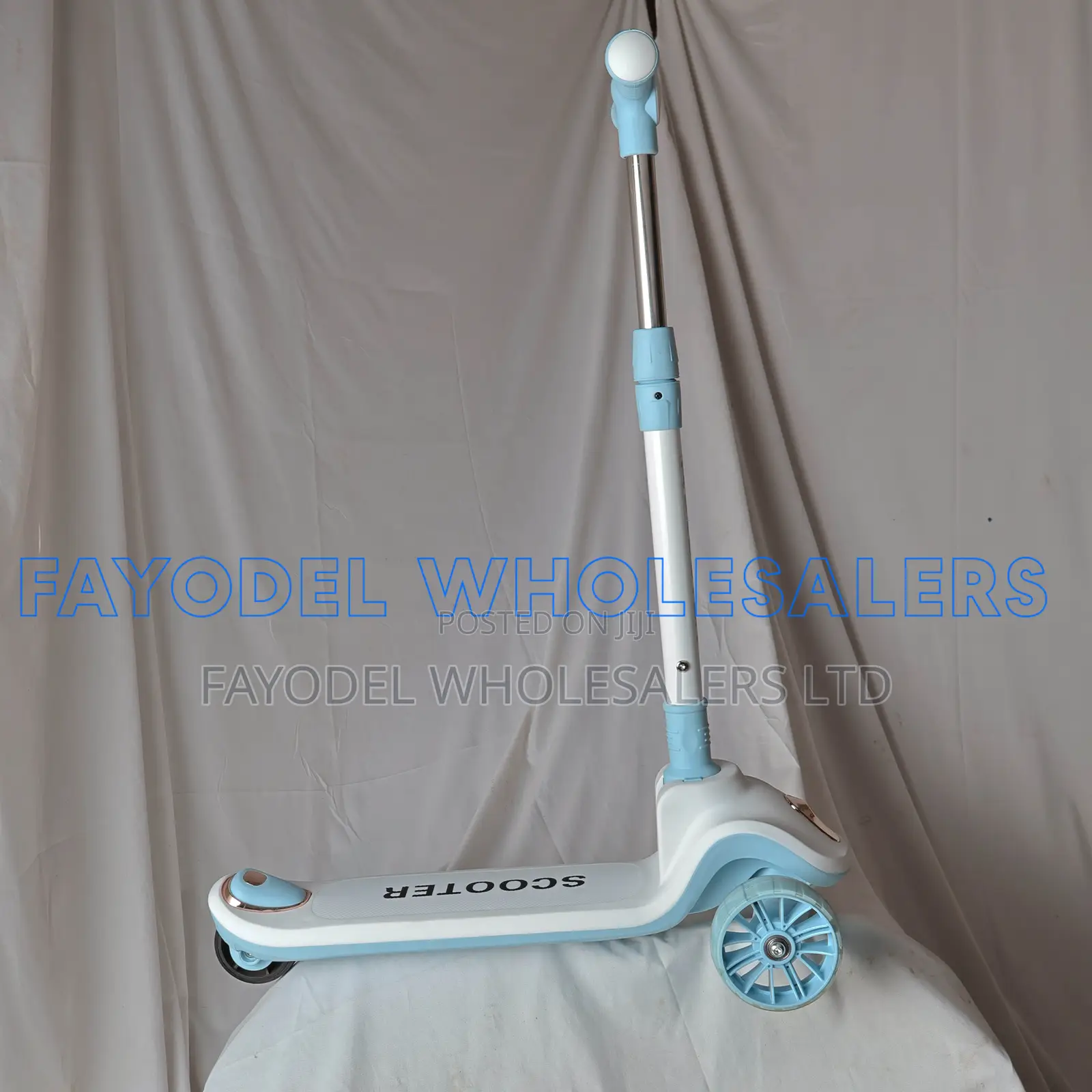 Children's Kick Scooter With Adjustable Handlebar