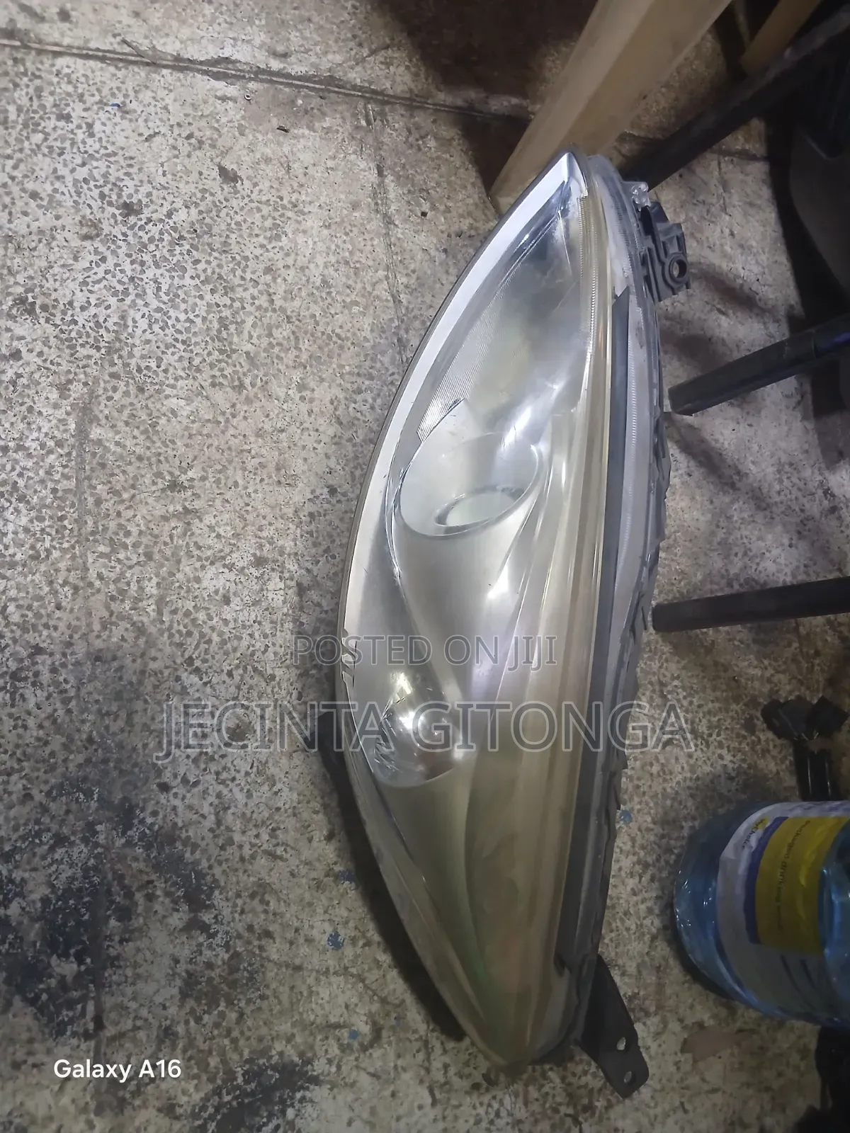 Mazda Premacy/Nissan Lafesta Headlight
