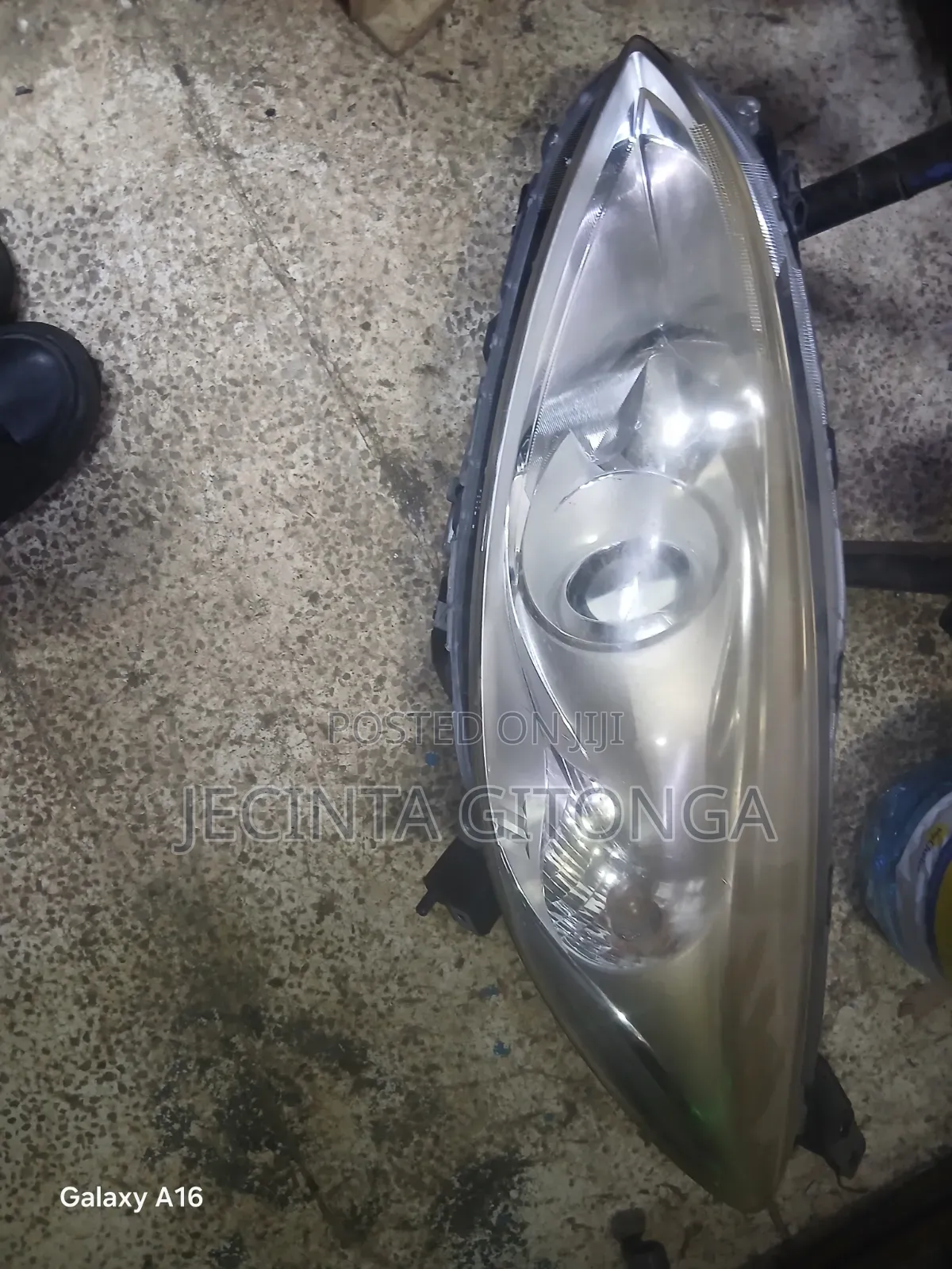 Mazda Premacy/Nissan Lafesta Headlight