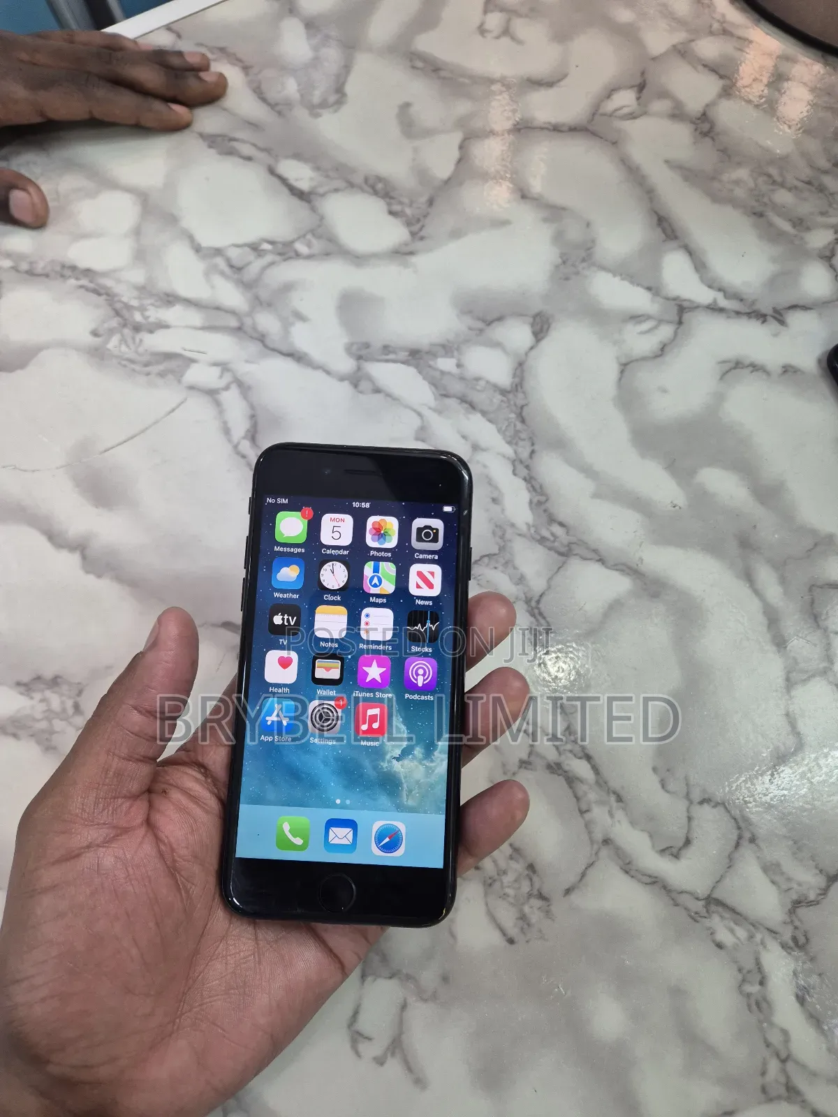 Apple iPhone 7 32 GB Black