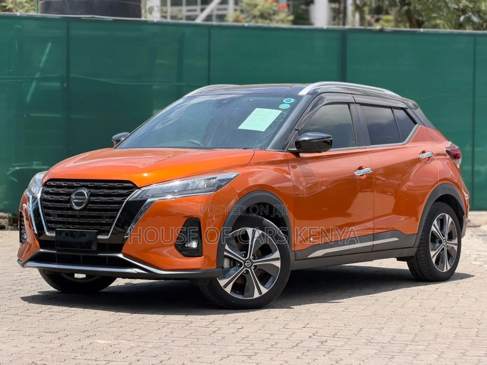 Nissan Kicks 2020 Orange