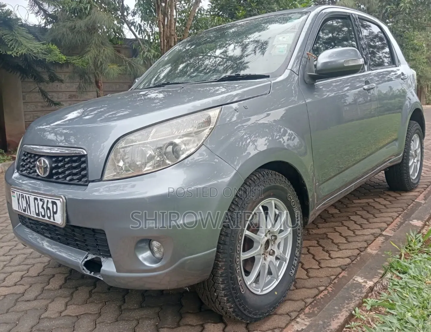 Toyota Rush 2010 Gray