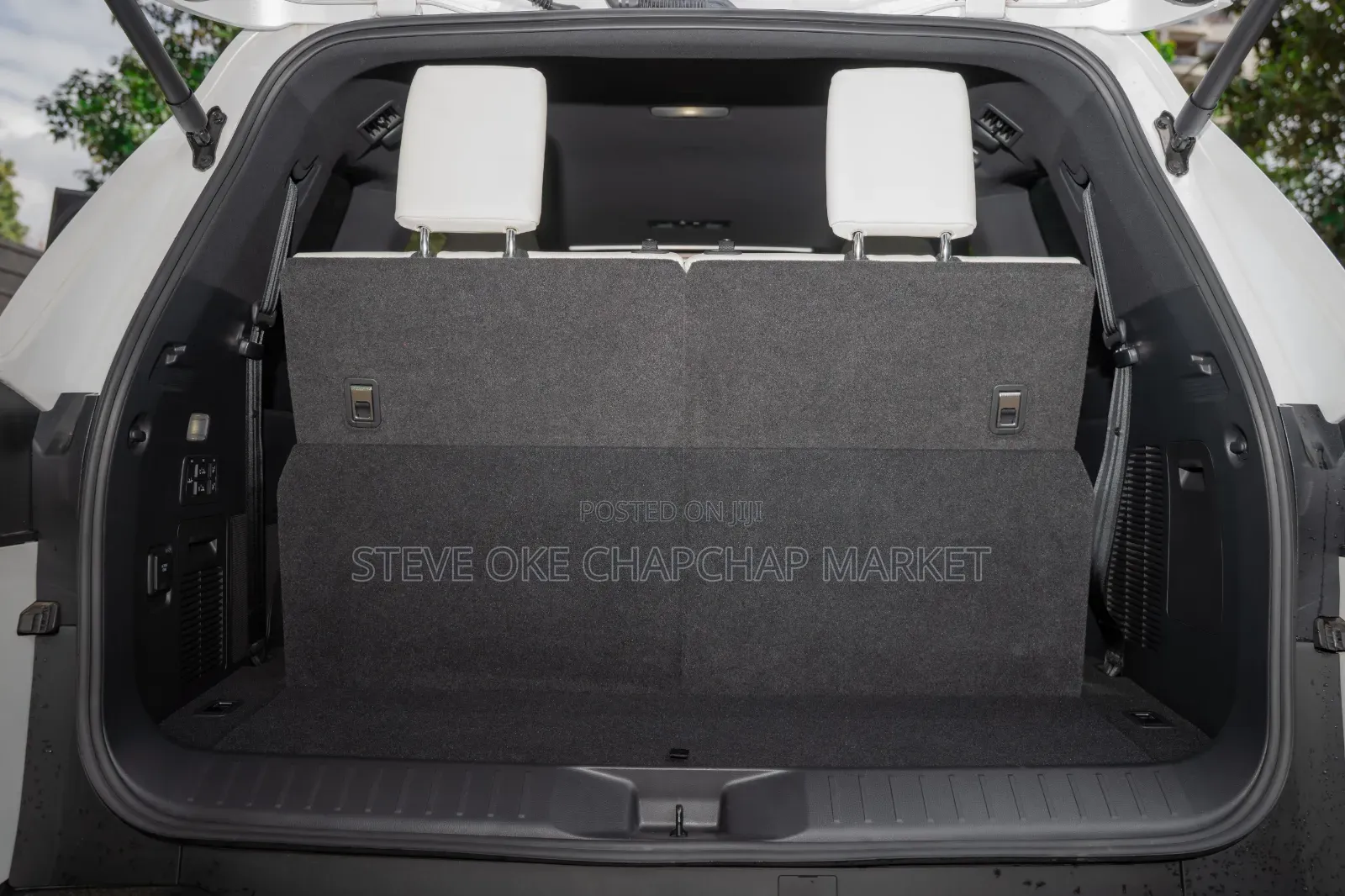 Lexus LX 600 2022 White