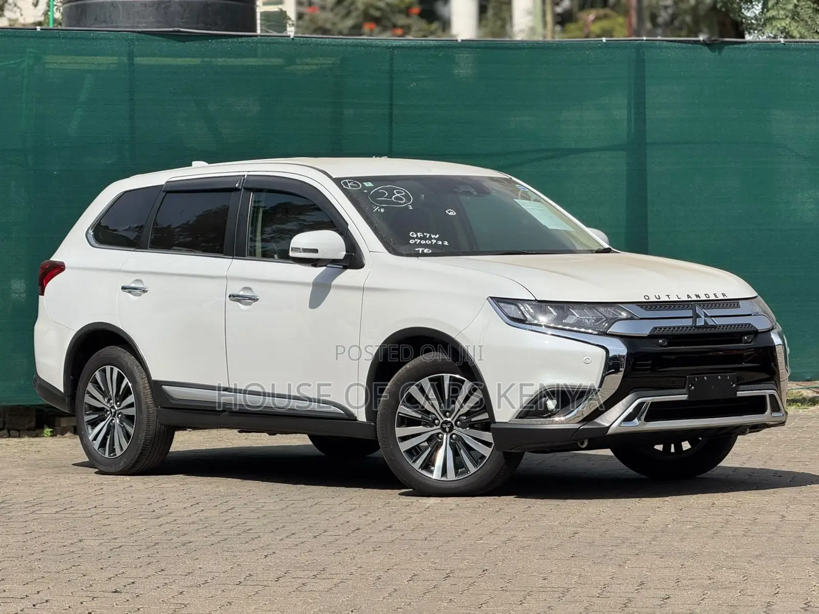 Mitsubishi Outlander 2020 White