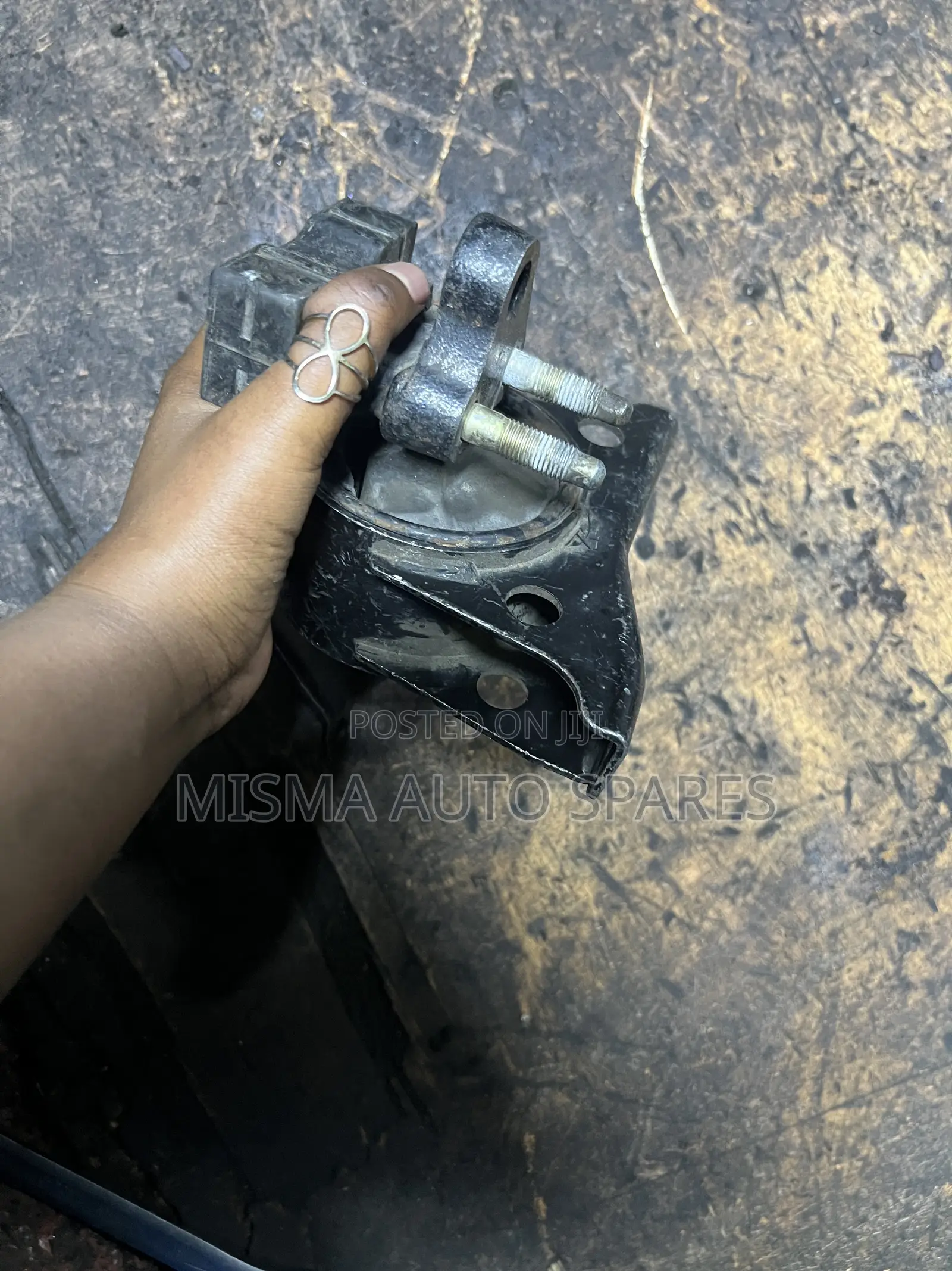 Gear Mounting Toyota Corolla 100