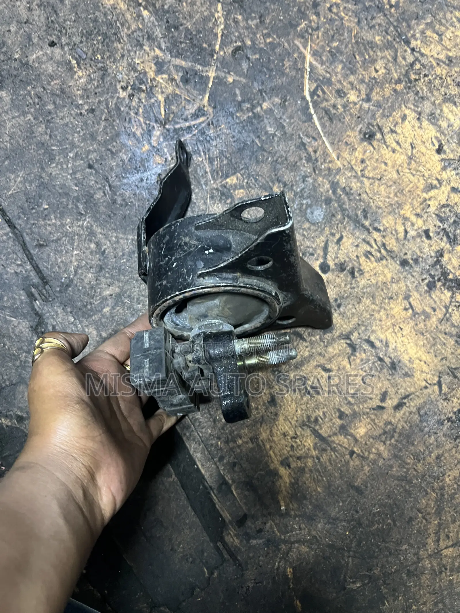 Gear Mounting Toyota Corolla 100