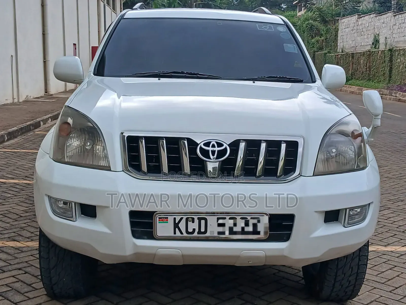 Toyota Land Cruiser Prado 2008 White