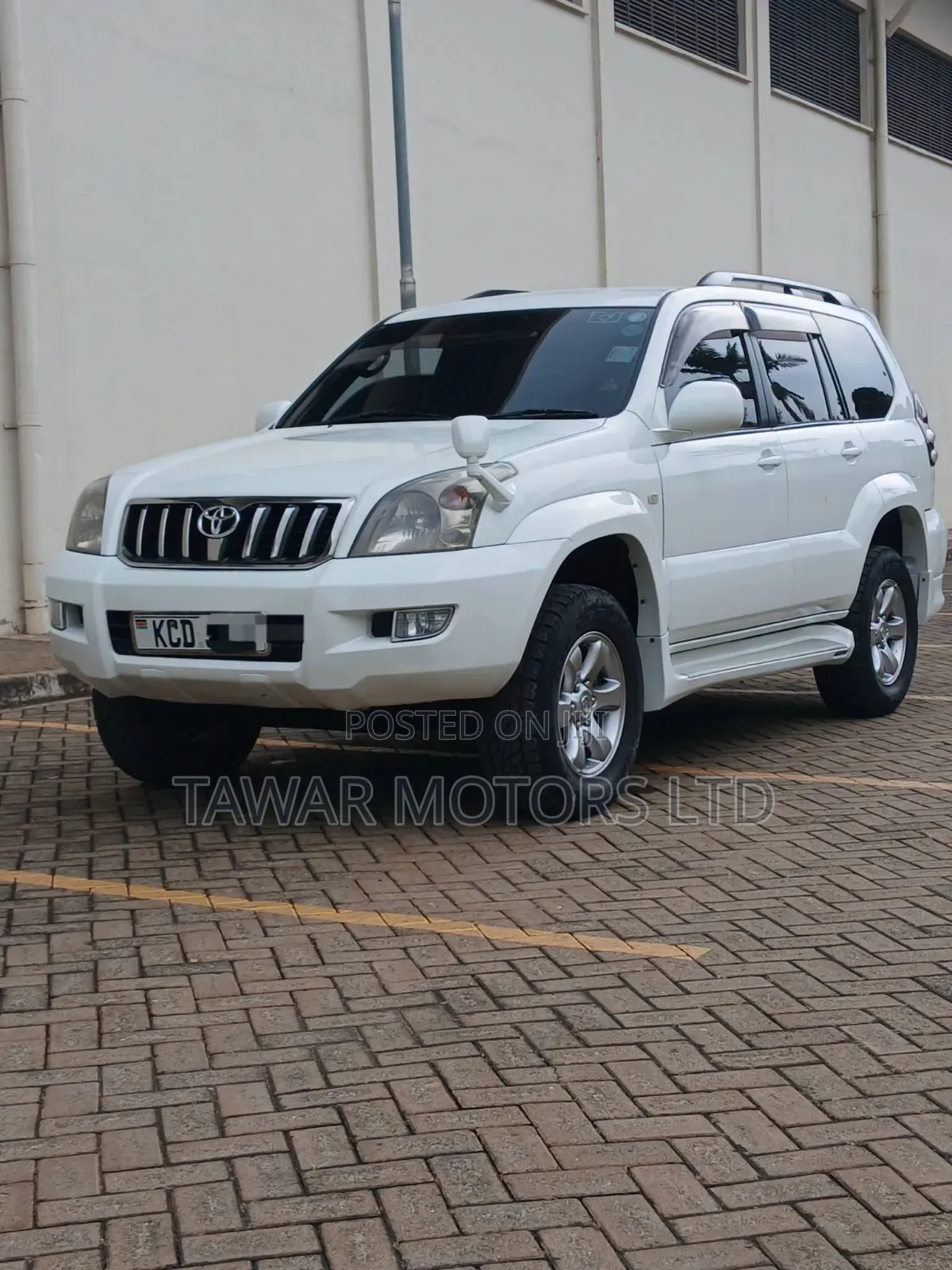 Toyota Land Cruiser Prado 2008 White