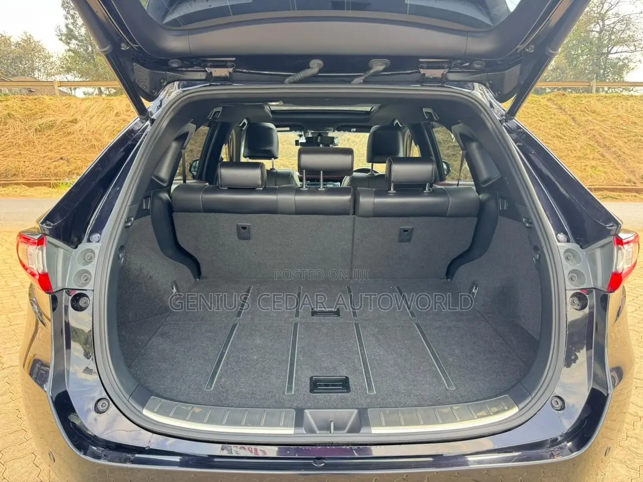 Toyota Harrier 2019