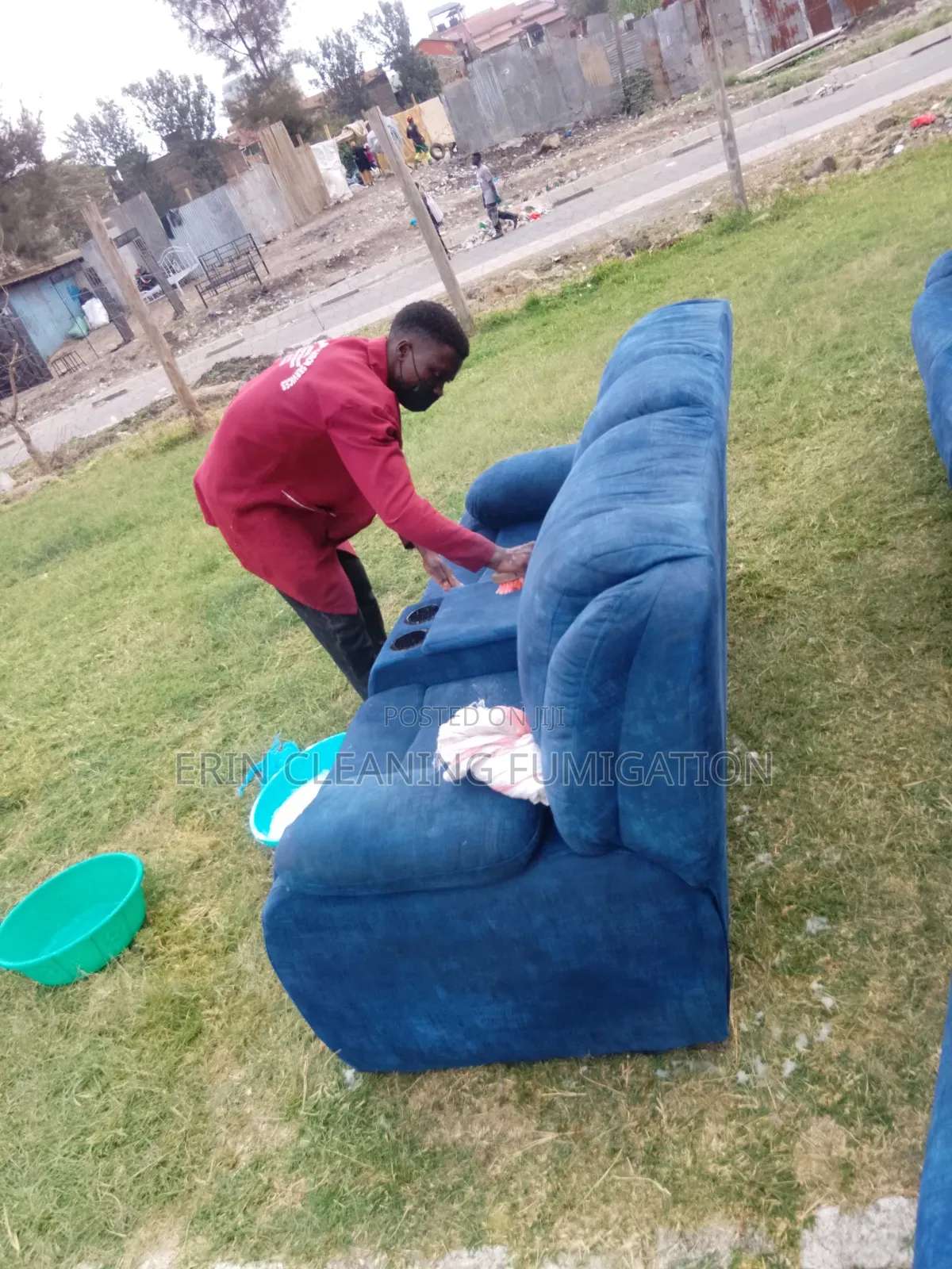 Carpet Couch Cleaning in Homes
