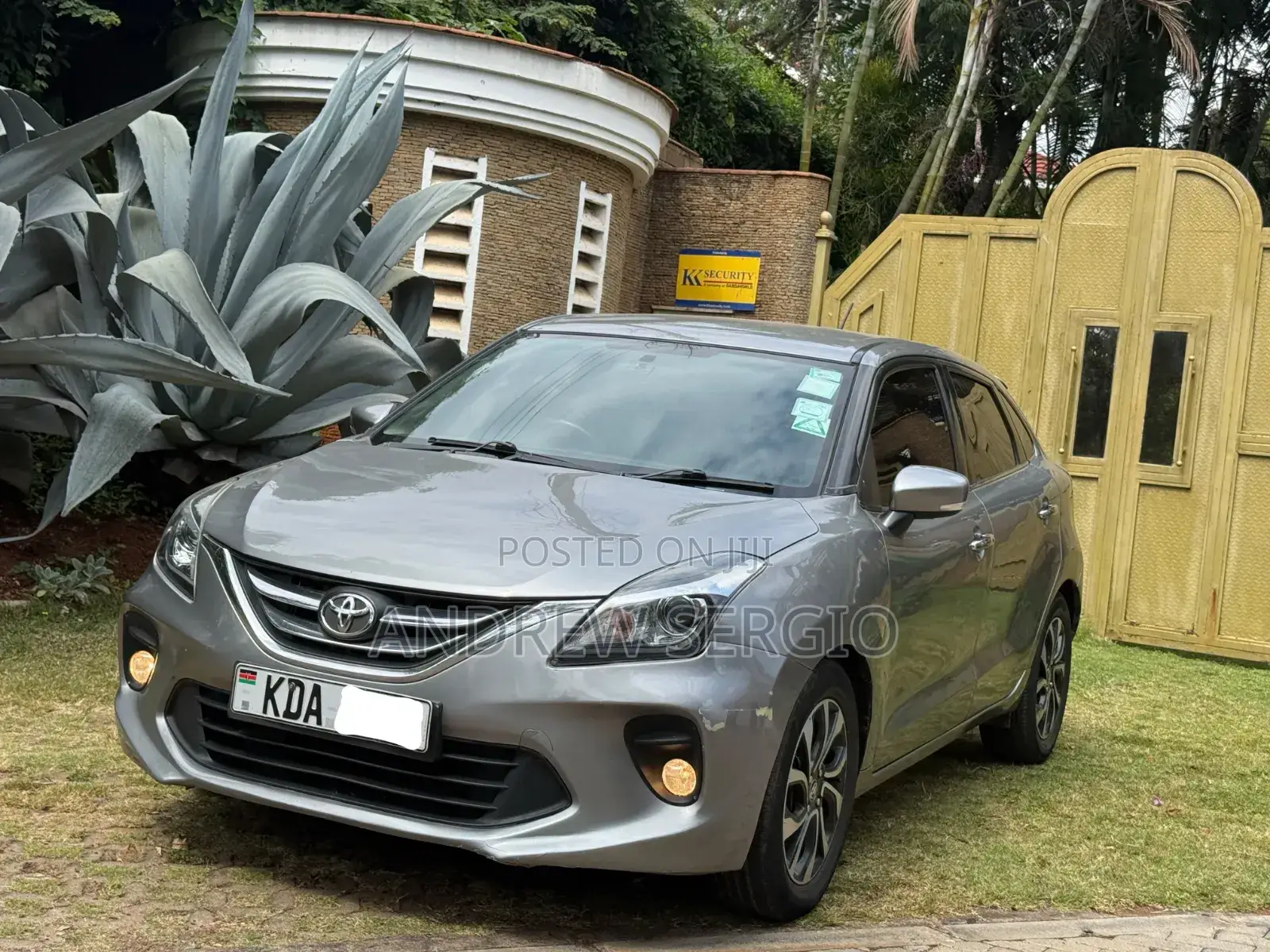 Toyota Starlet 2020 Gray