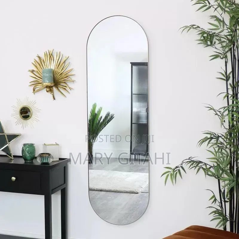 Oval Shape Acrylic Mirror 
Size : 120*40cm