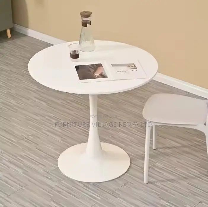 Round Home Eamess Dining Table