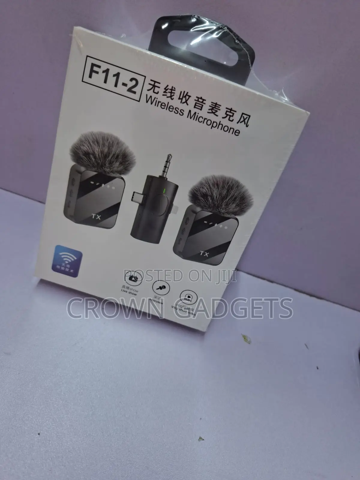 F11-2 Clip-on Wireless Microphone for Live Streaming