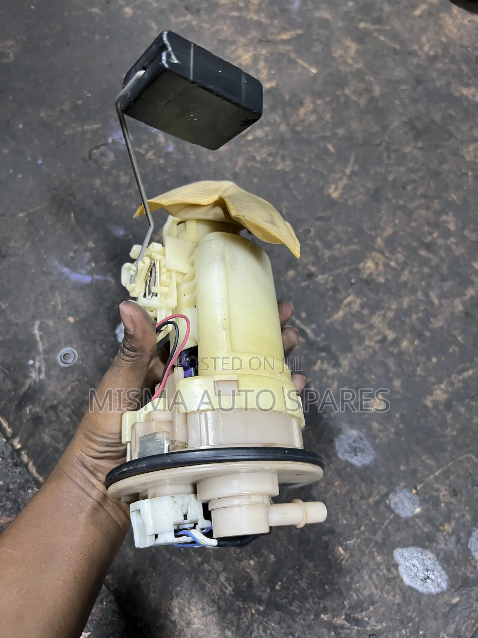 Fuel Pump Nze Fielder 4wd