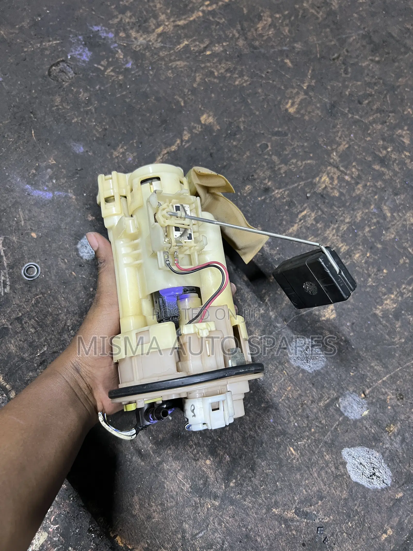 Fuel Pump Nze Fielder 4wd