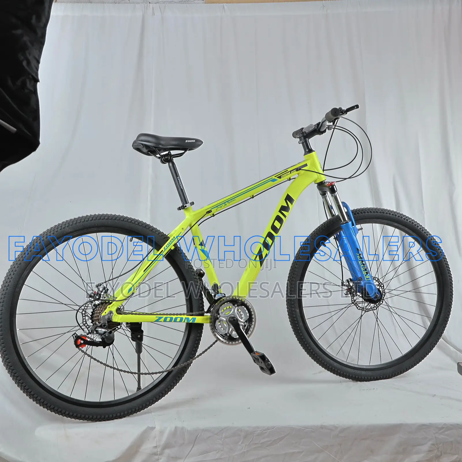 Zoom 29er Bicycle for Road and Trail Riding